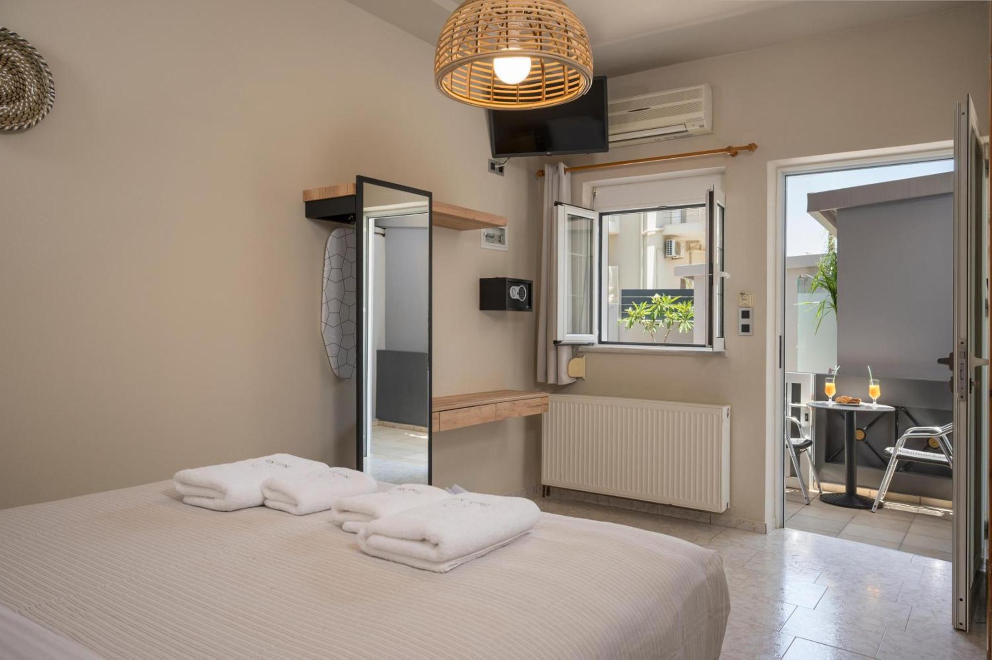 Sun Ray Luxury Apartments Agia Marina  Bilik gambar